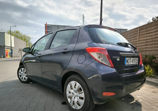 Toyota Yaris cena 23500 przebieg: 203846, rok produkcji 2012 z Otwock małe 121